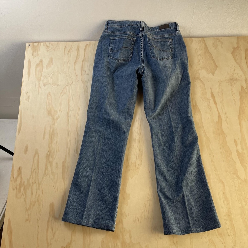 Lee Jeans Womens 12 Medium Wash Blue Mid‎ Rise Bootcut Regular Denim Pants
